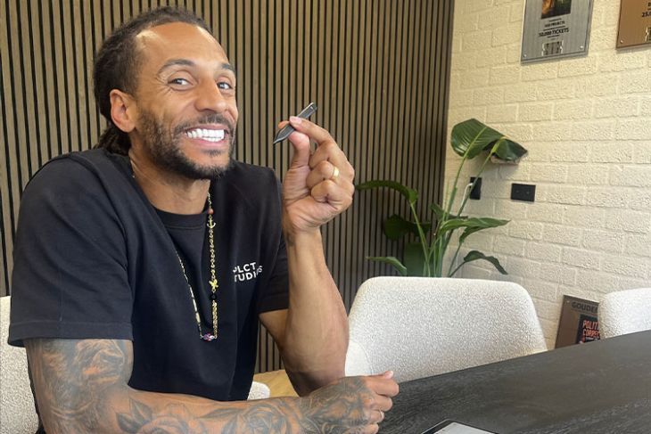 Oudejaarsconference van Jay Francis in Brabanthallen en Rotterdam Ahoy